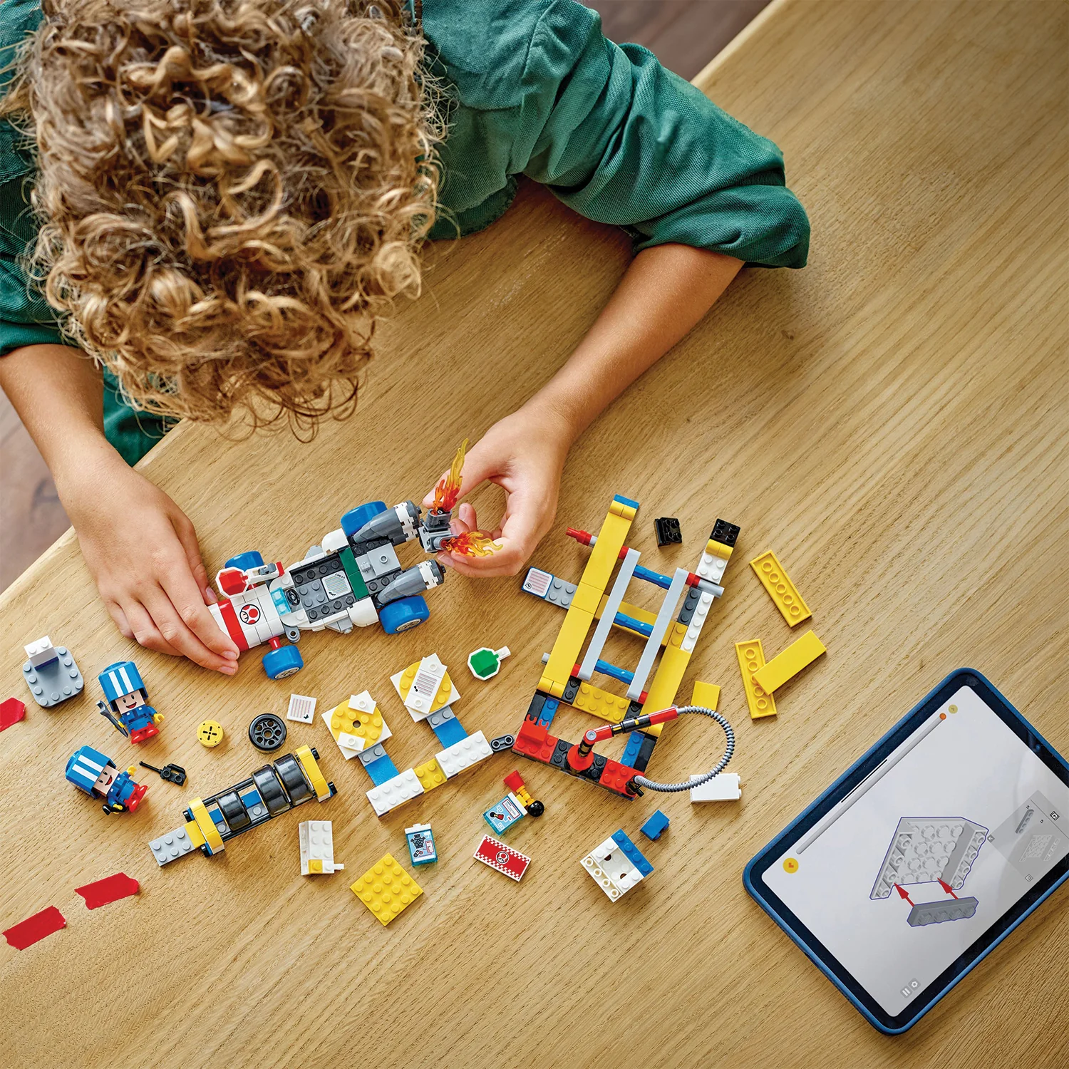 LEGO® Super Mario™: Mario Kart™ – Toad’s Garage