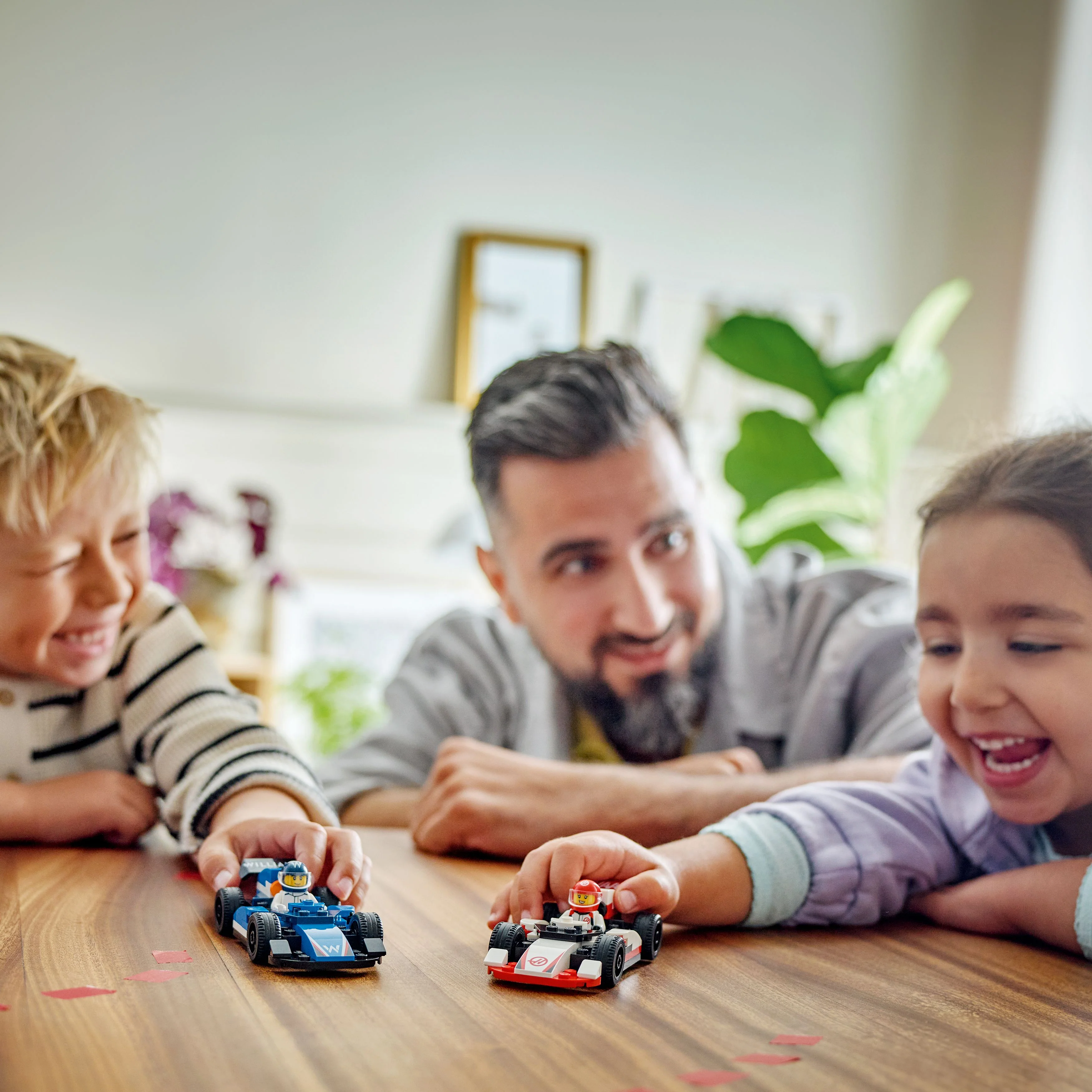 LEGO® City F1® Williams Racing & Haas F1® Race Cars