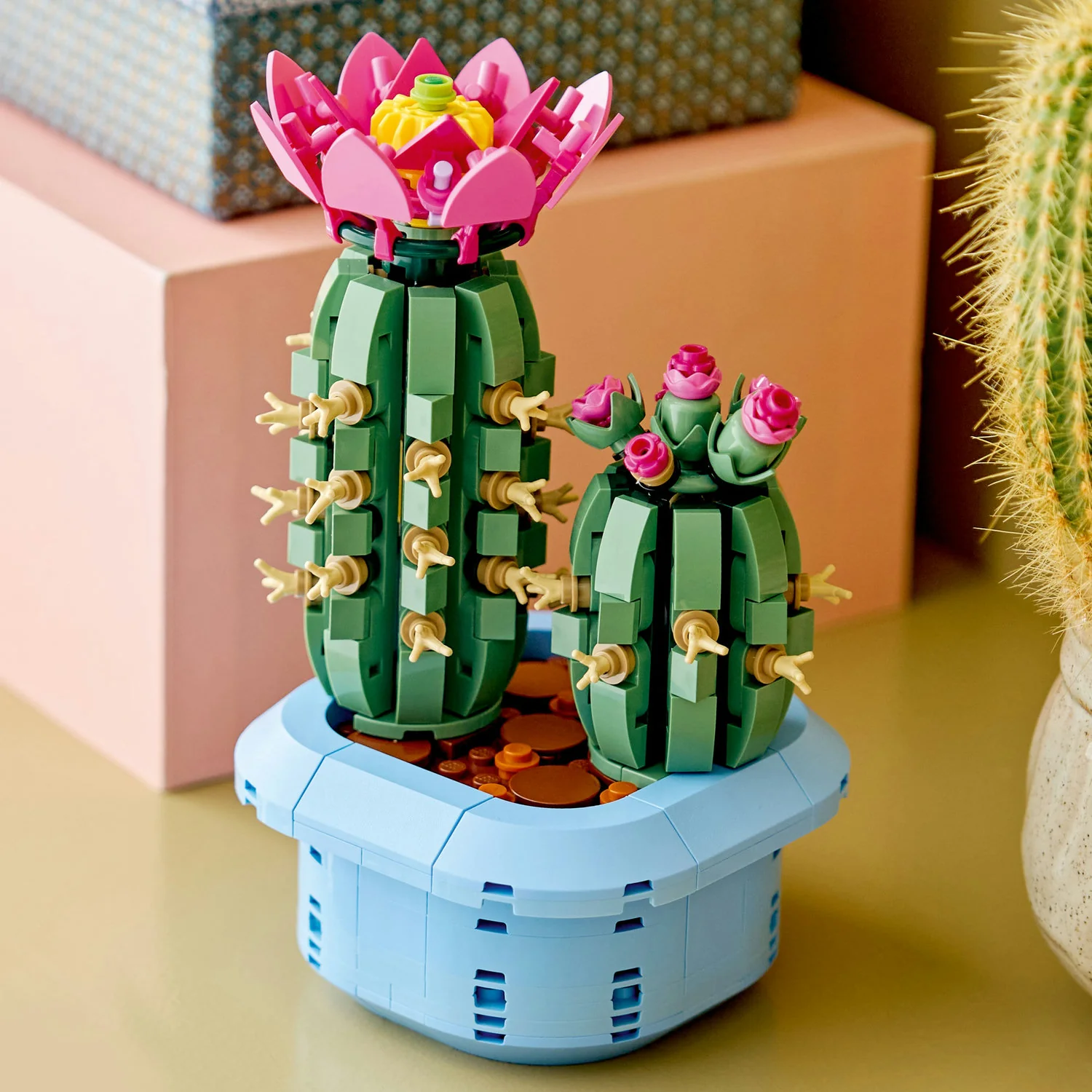 LEGO® Botanicals Flowering Cactus