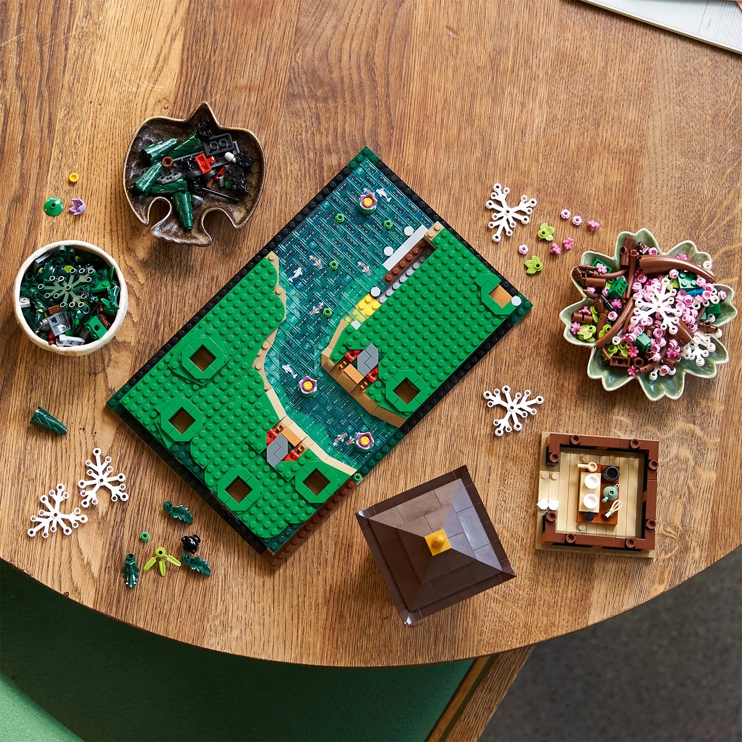 LEGO® ICONS™ Tranquil Garden