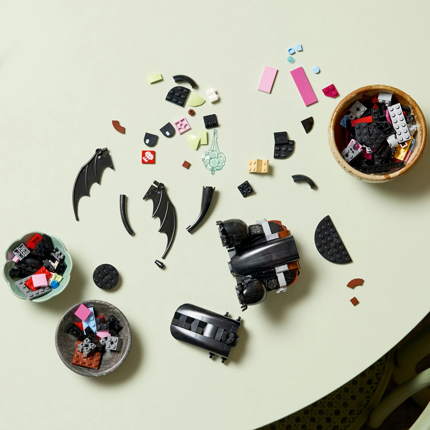 LEGO® ICONS™ How to Train Your Dragon: Toothless