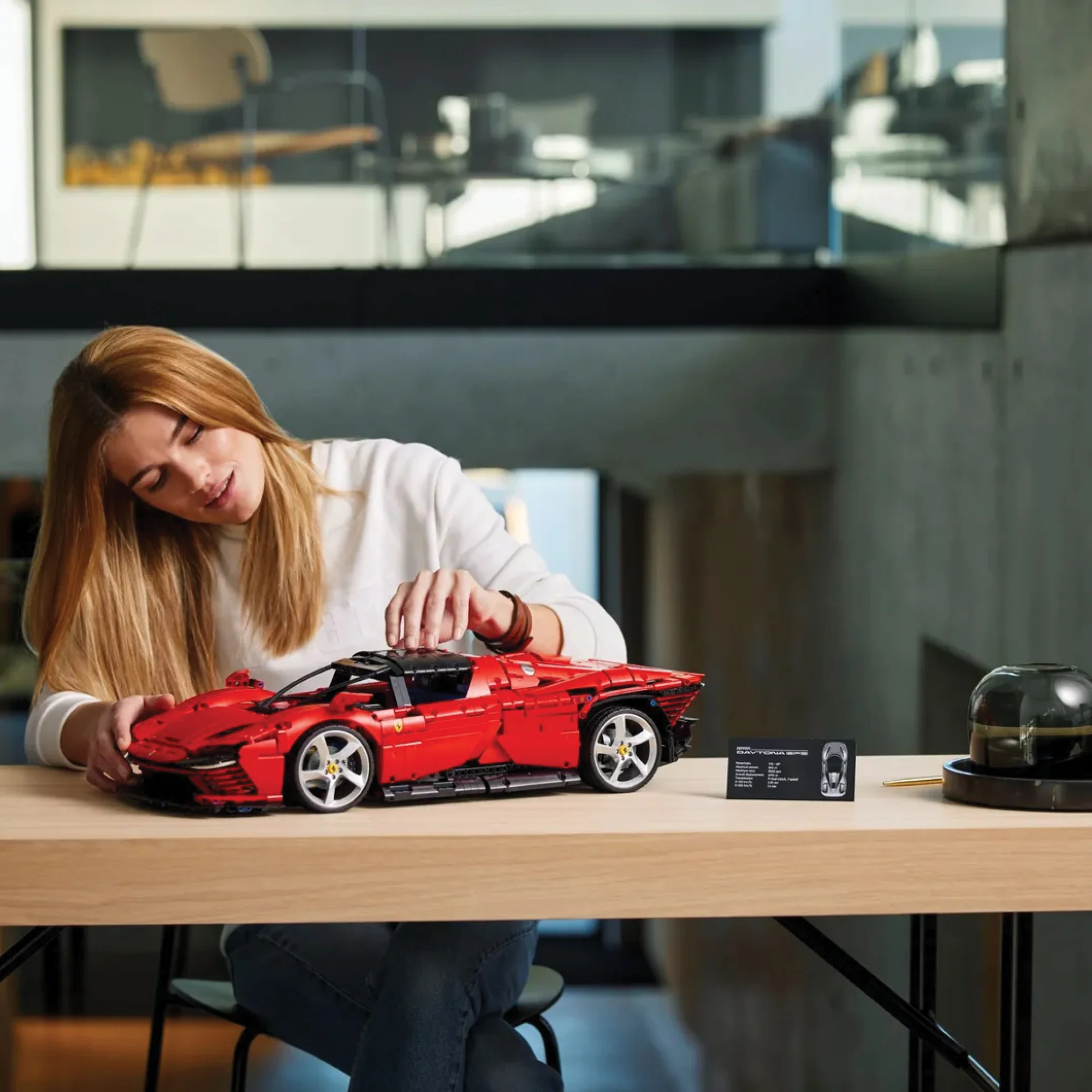 LEGO® Technic Ferrari Daytona SP3