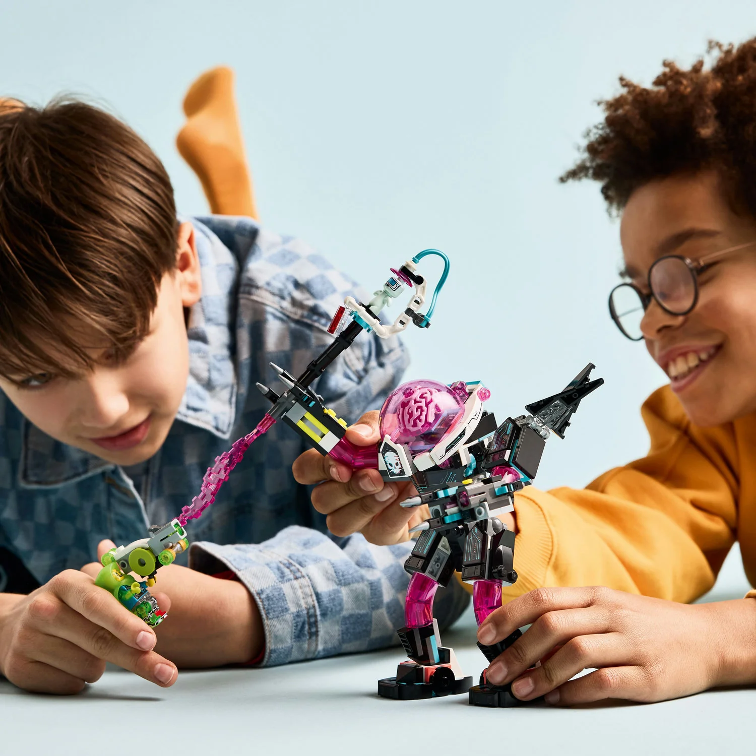 LEGO® DREAMZzz™ Mateo vs. Cyber Brain Mech