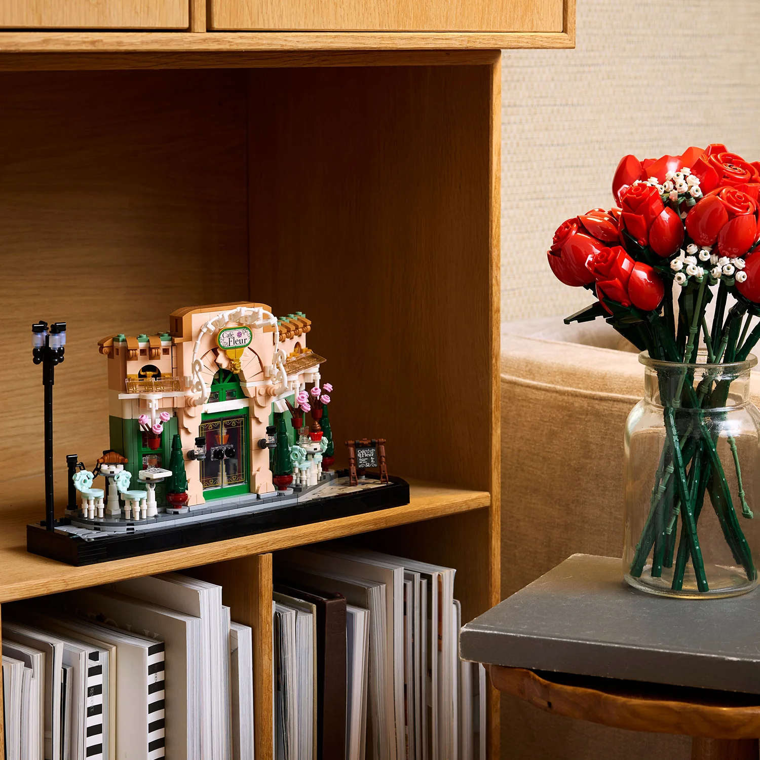 LEGO® ICONS™ French Café