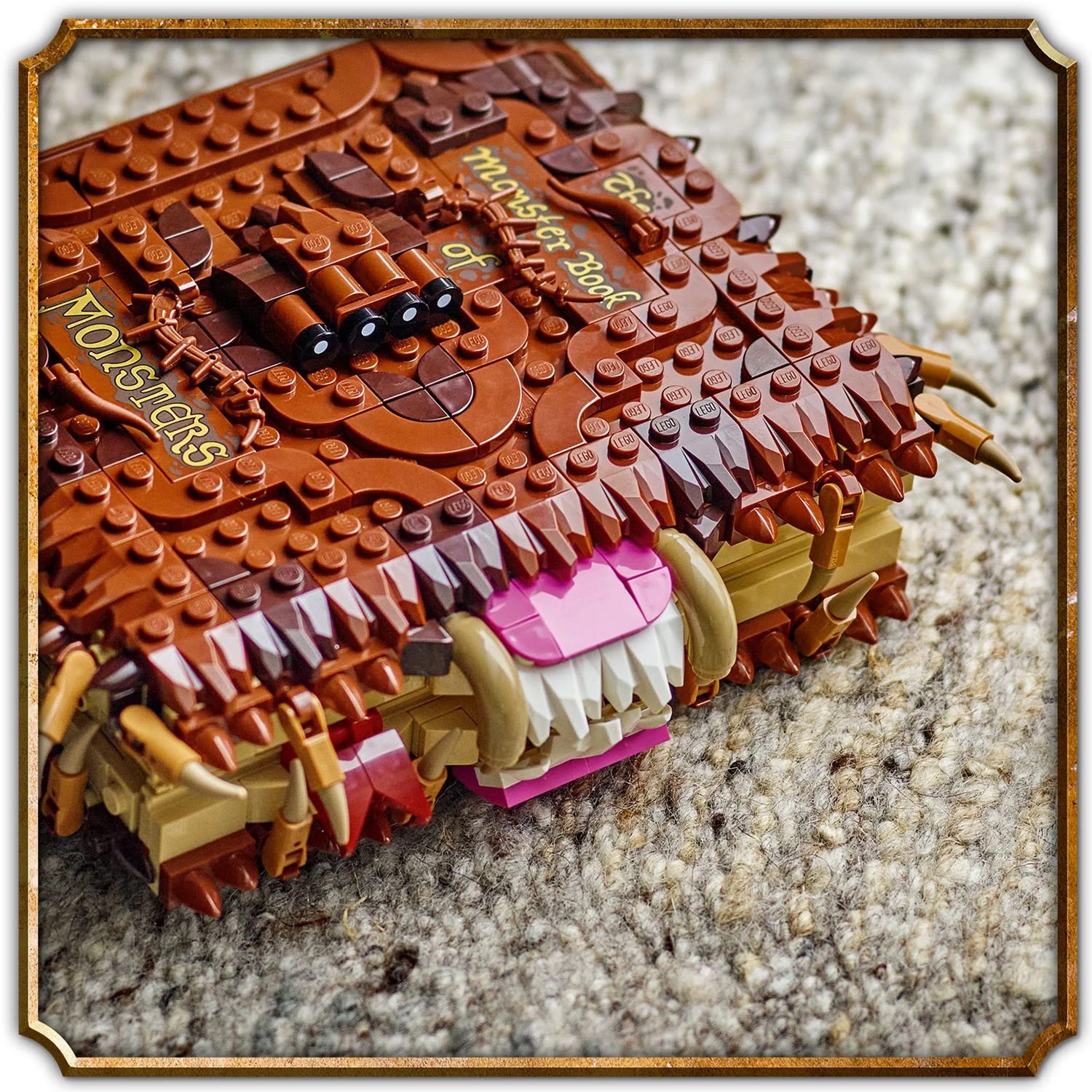 LEGO® Harry Potter™ Chomping Monster Book of Monsters