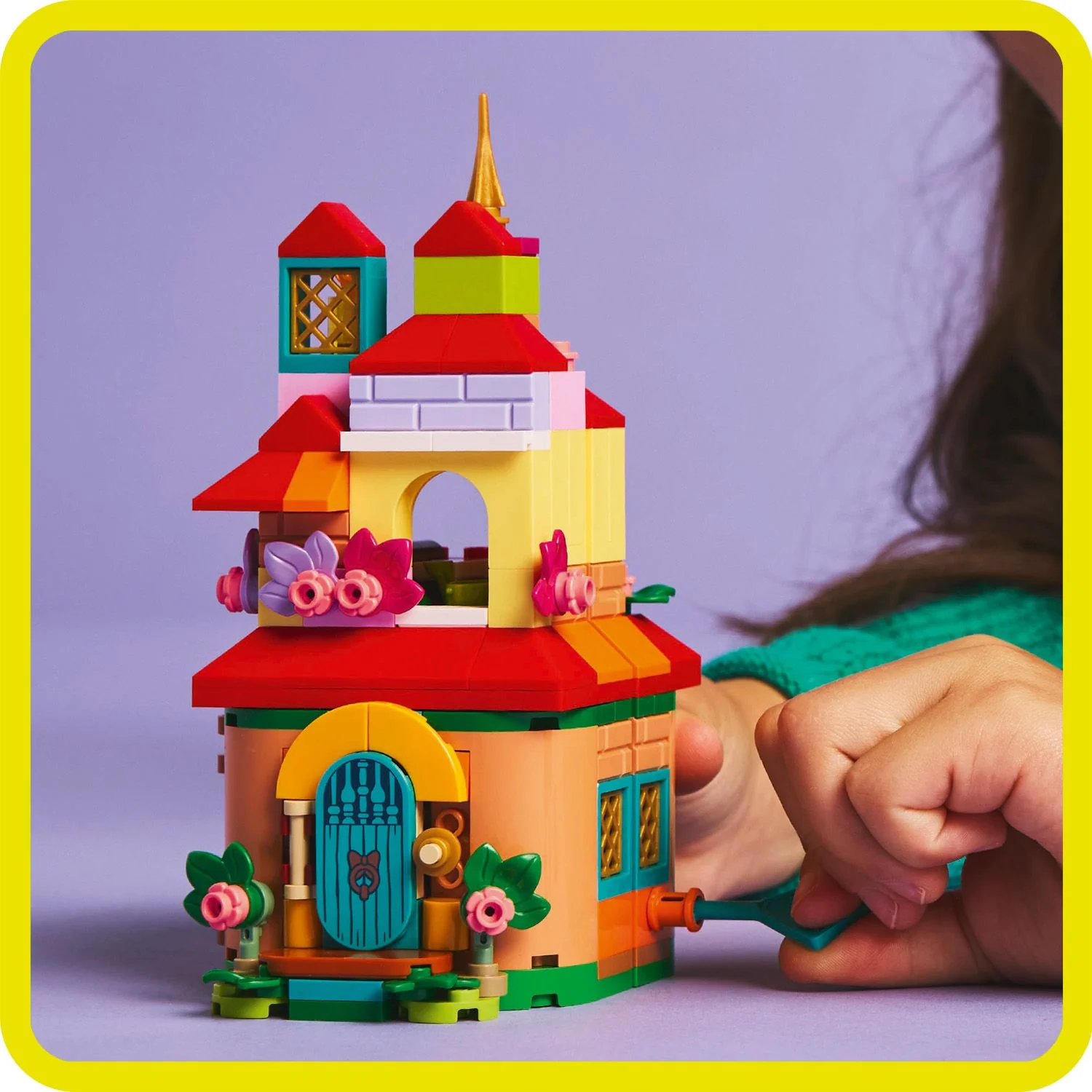 LEGO® Disney™ Encanto Mini House
