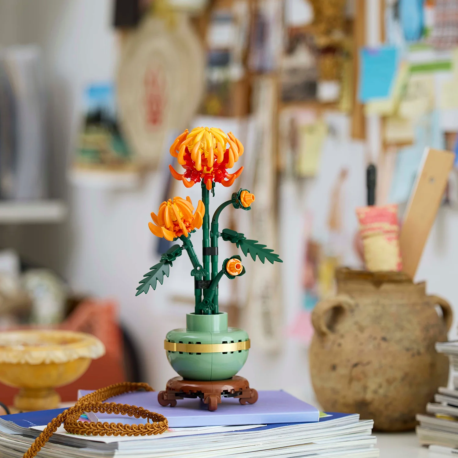 LEGO® ICONS™ Chrysanthemum