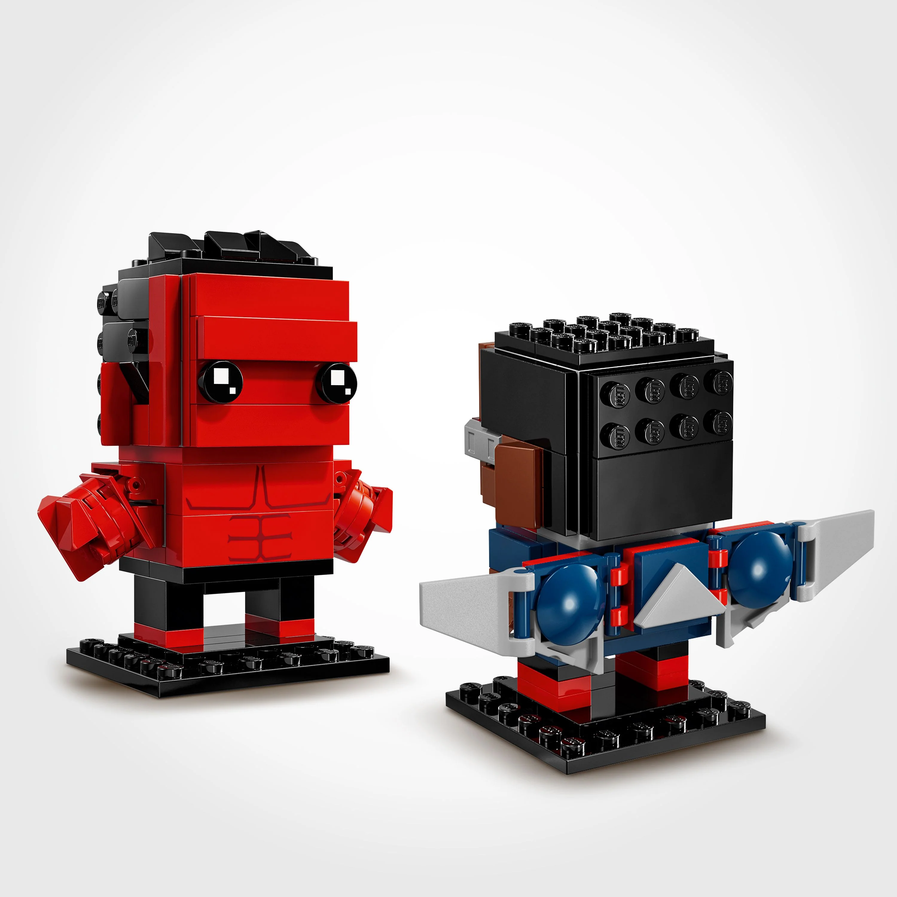 LEGO® BrickHeadz™ Captain America & Red Hulk Figures