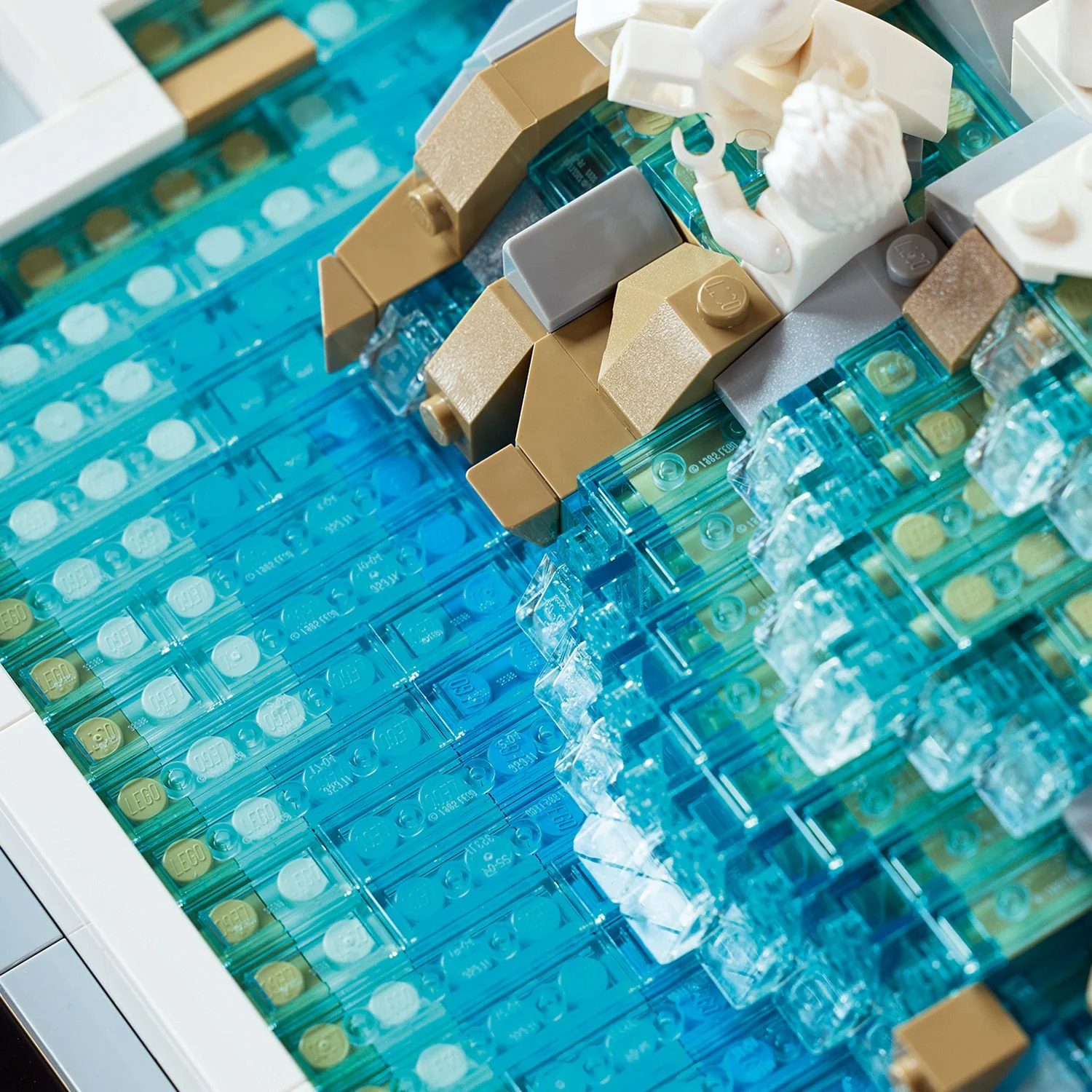 LEGO® Architecture Trevi Fountain