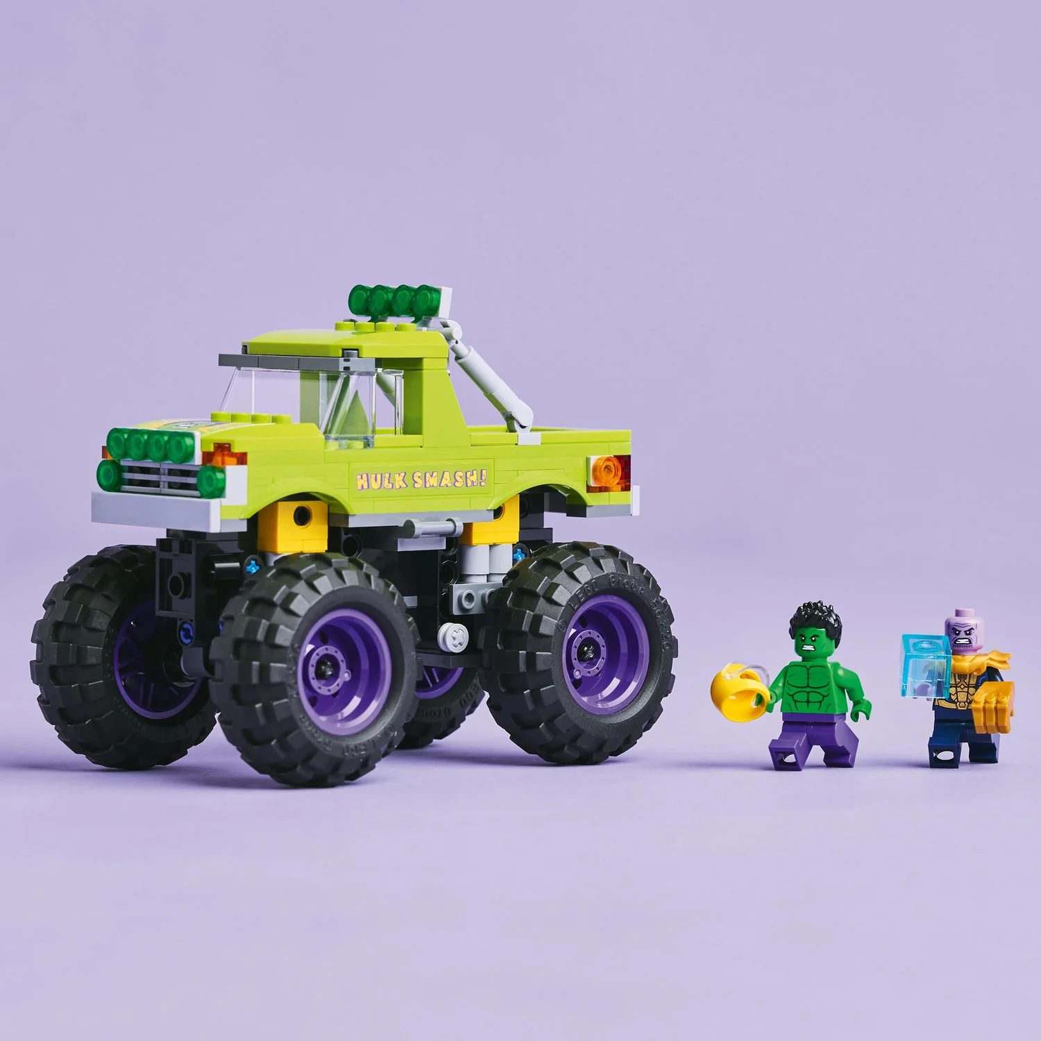 LEGO® Marvel The Hulk Truck vs. Thanos