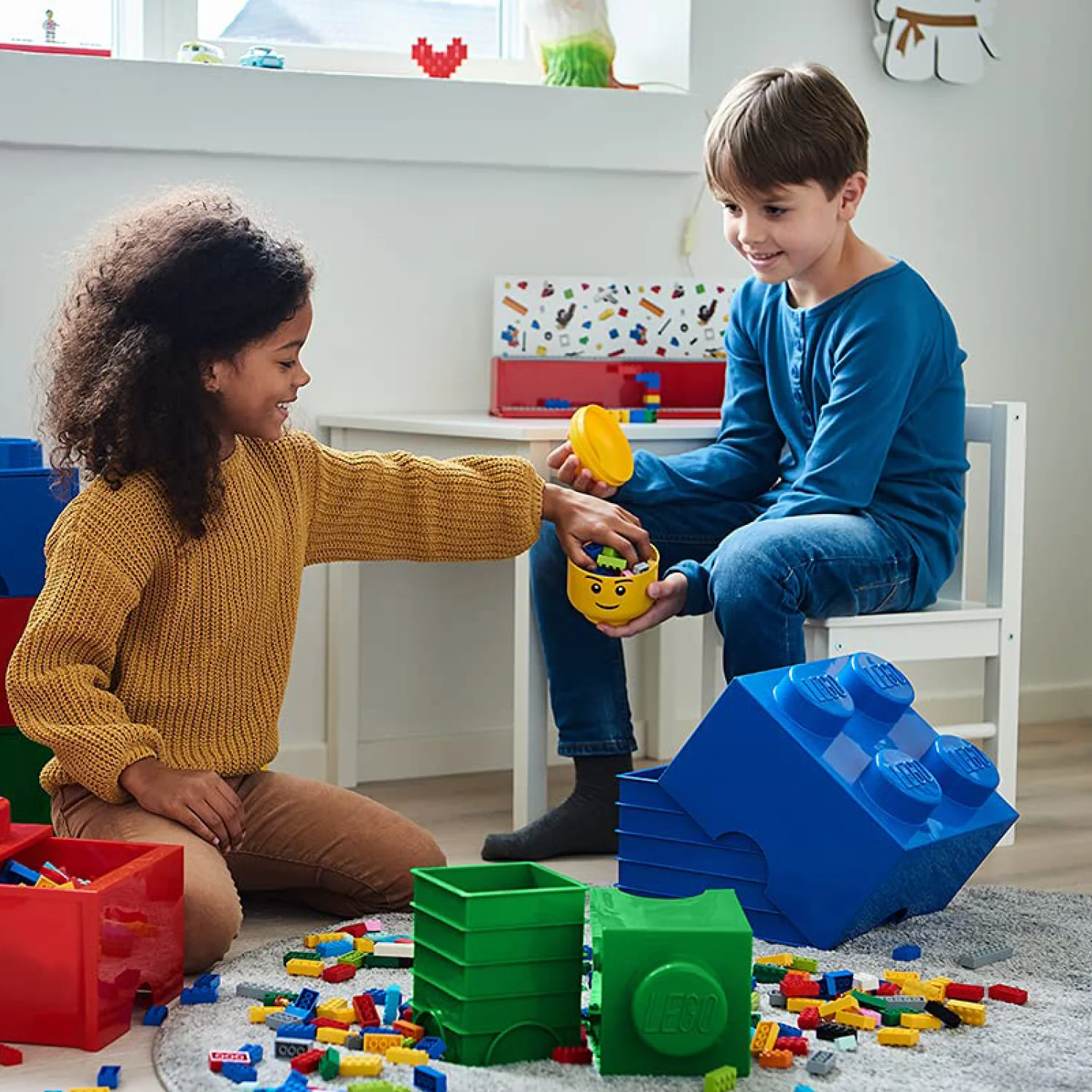LEGO Play & Display Case - Red