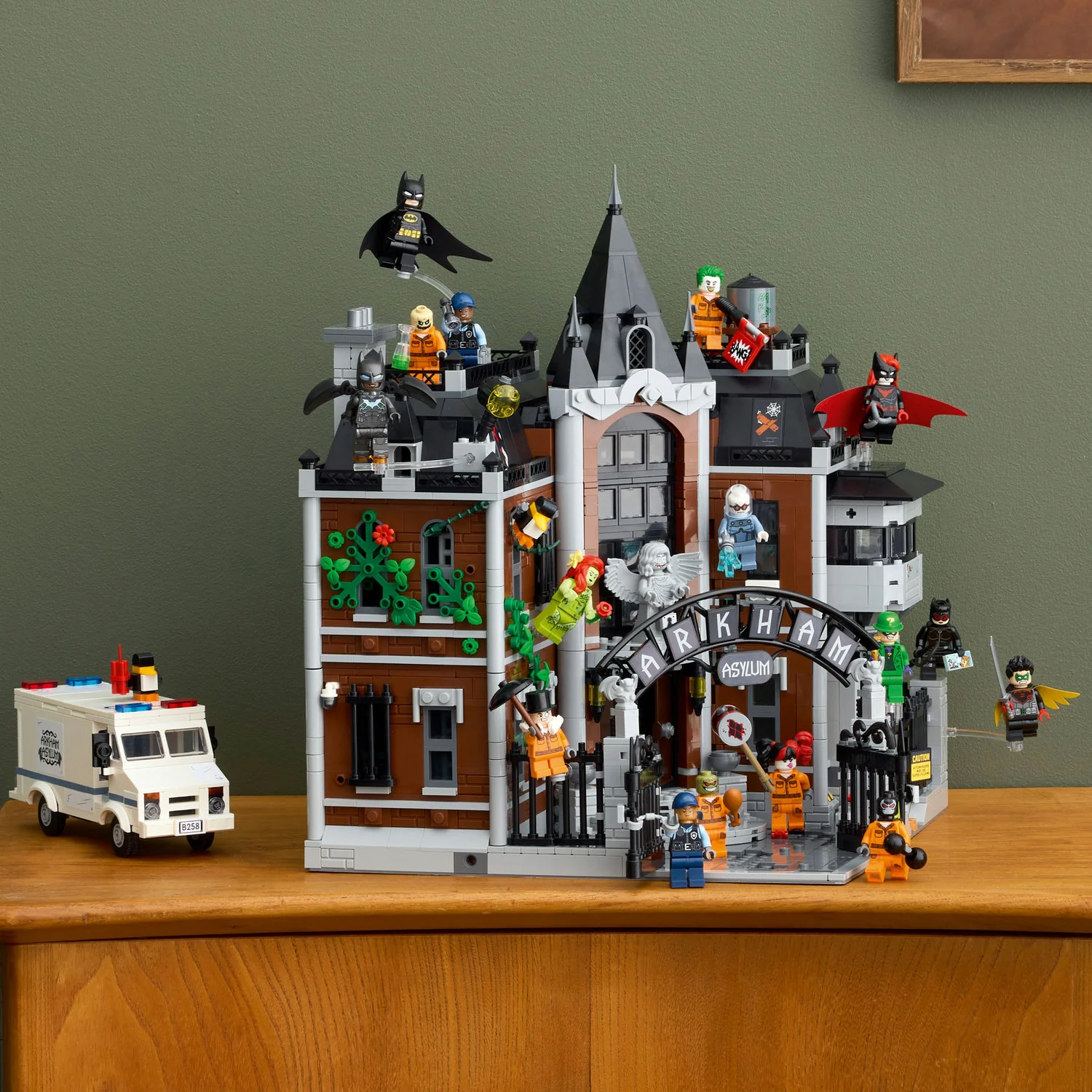 LEGO® DC Batman™ Arkham Asylum™