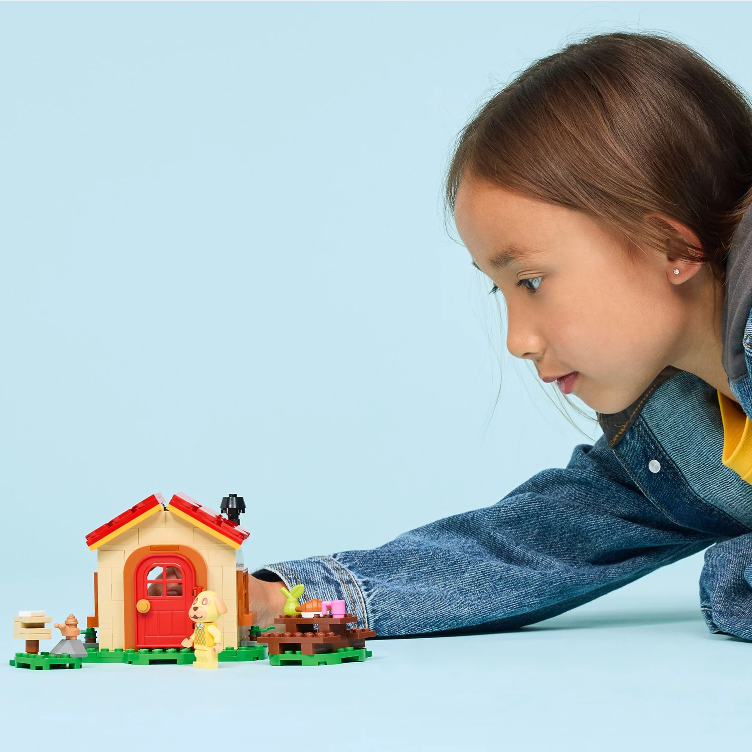 LEGO® Animal Crossing™ Goldie’s Cosy House