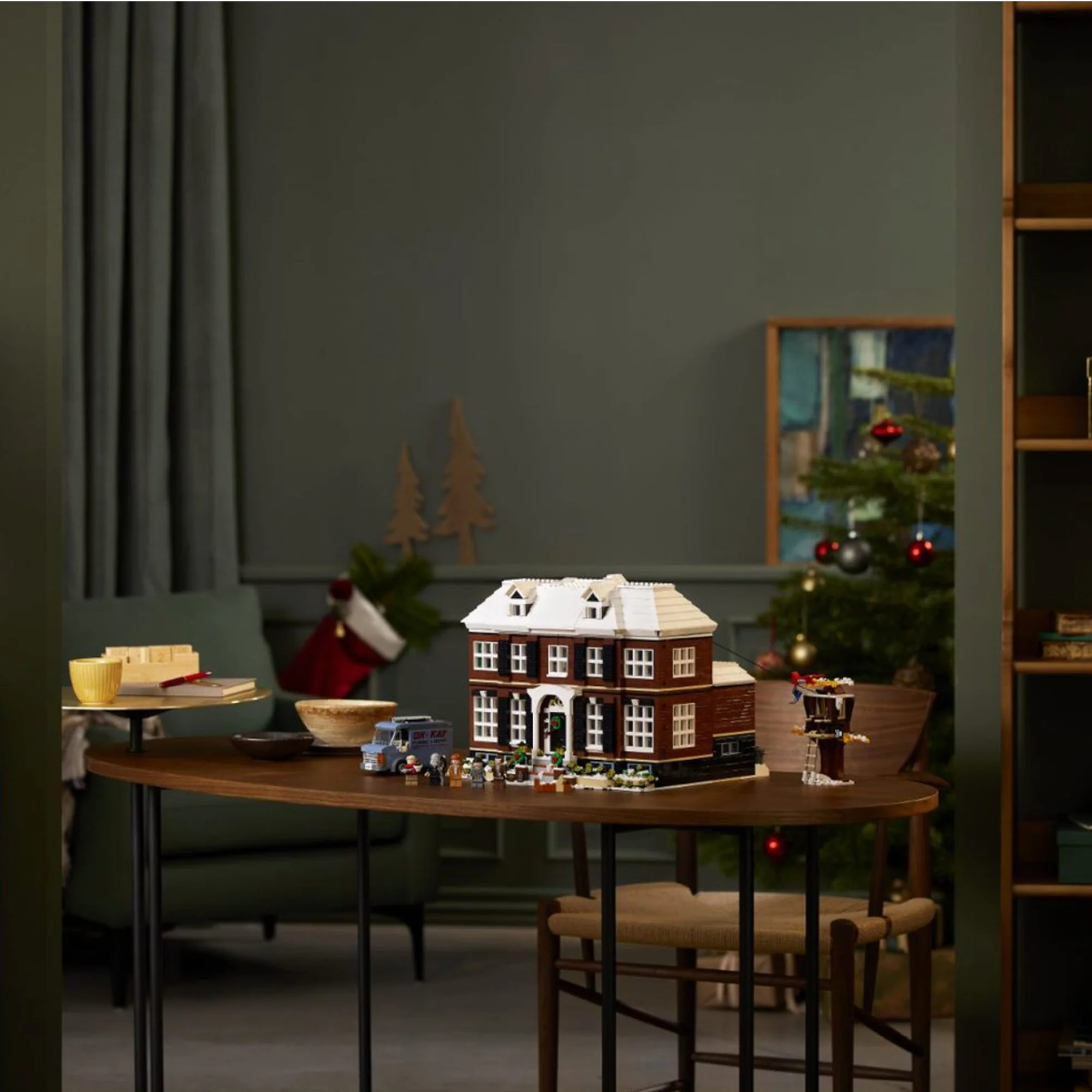 LEGO® Ideas Home Alone