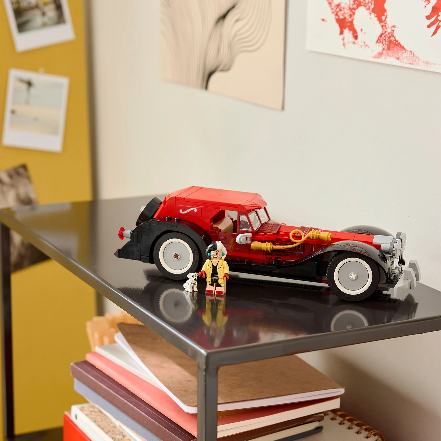 LEGO® Disney Cruella De Vil’s Car