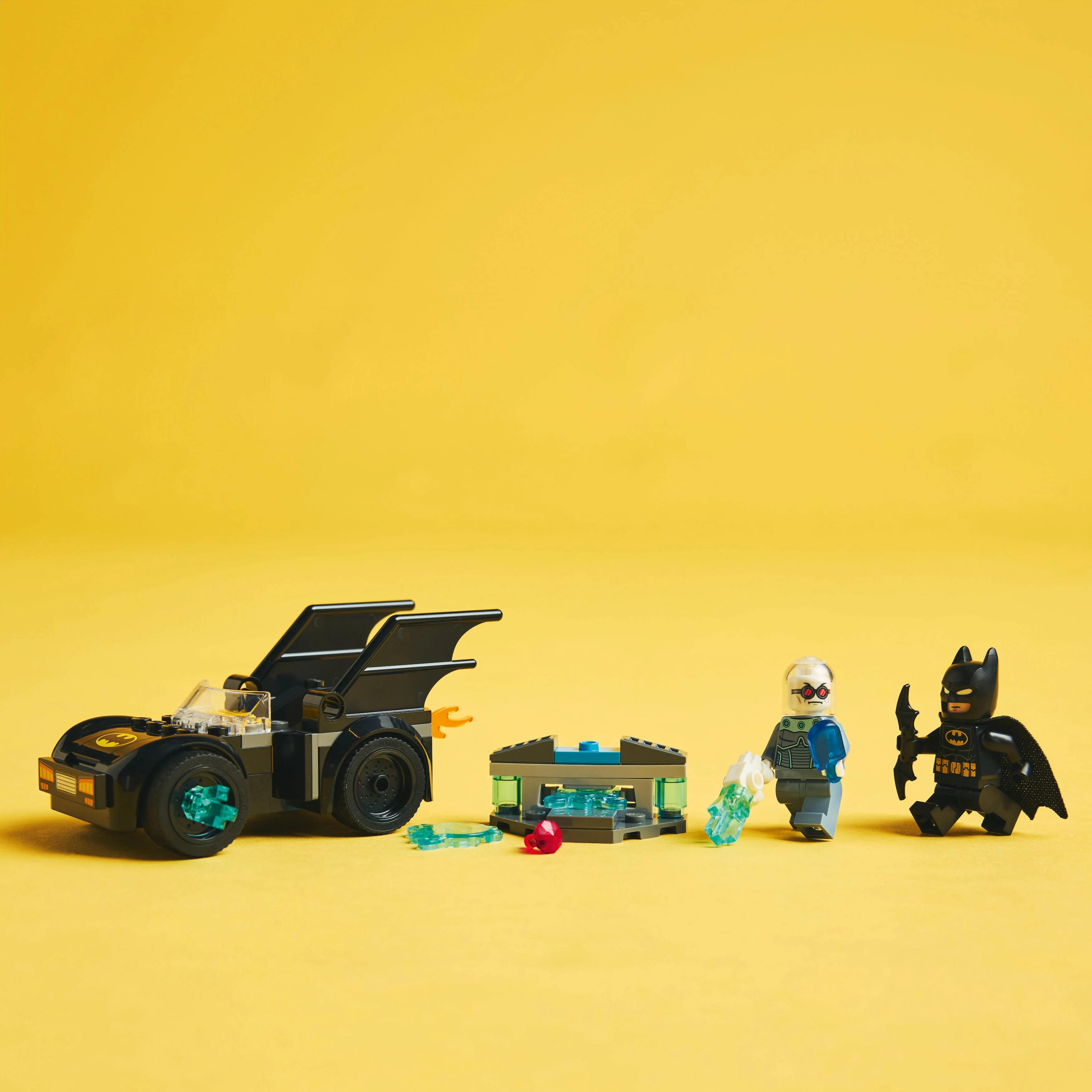 LEGO® DC Batman™: Batman & Batmobile™ vs. Mr. Freeze™