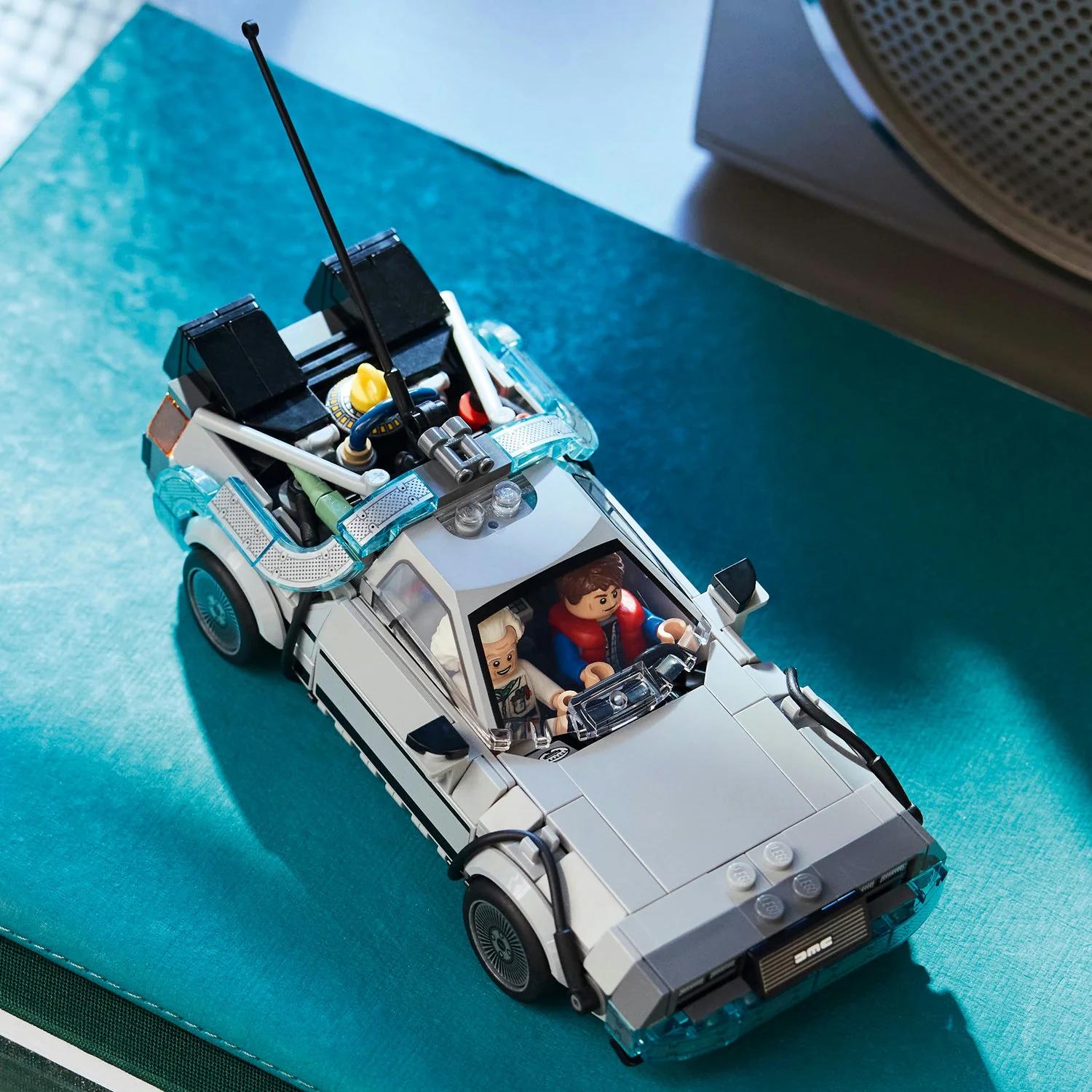 LEGO® Speed Champions Time Machine from Back to the Future