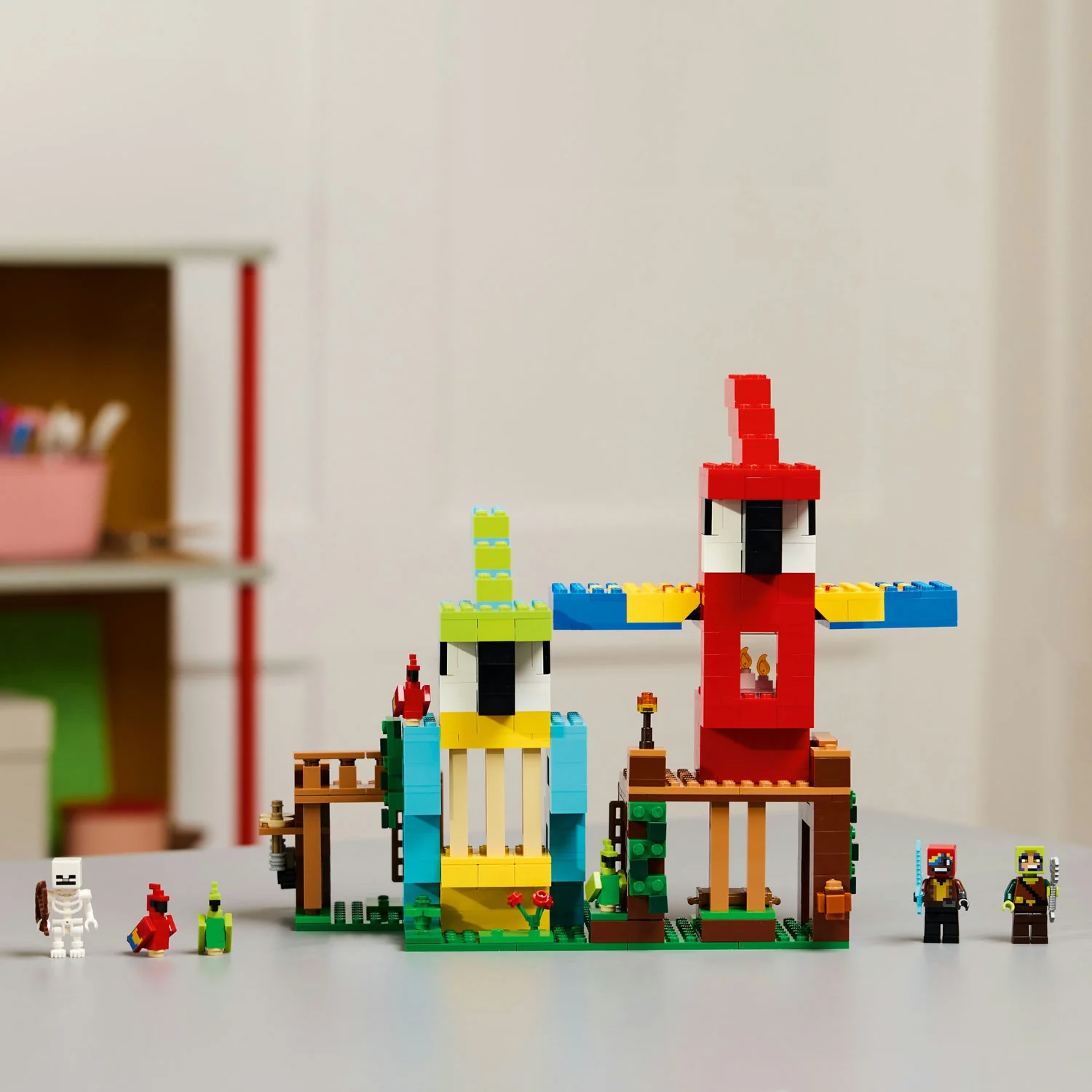 LEGO® Minecraft® The Parrot Houses