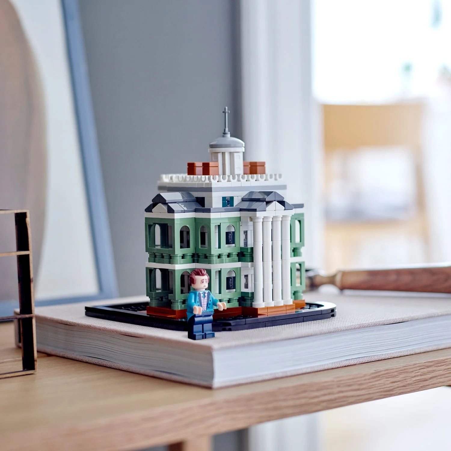 LEGO® Disney™ Mini Disney The Haunted Mansion