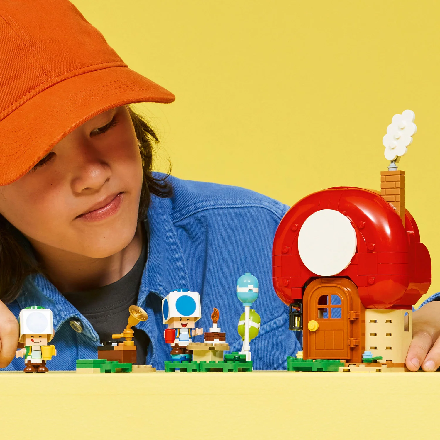 LEGO® Super Mario™ Party at Toad's House